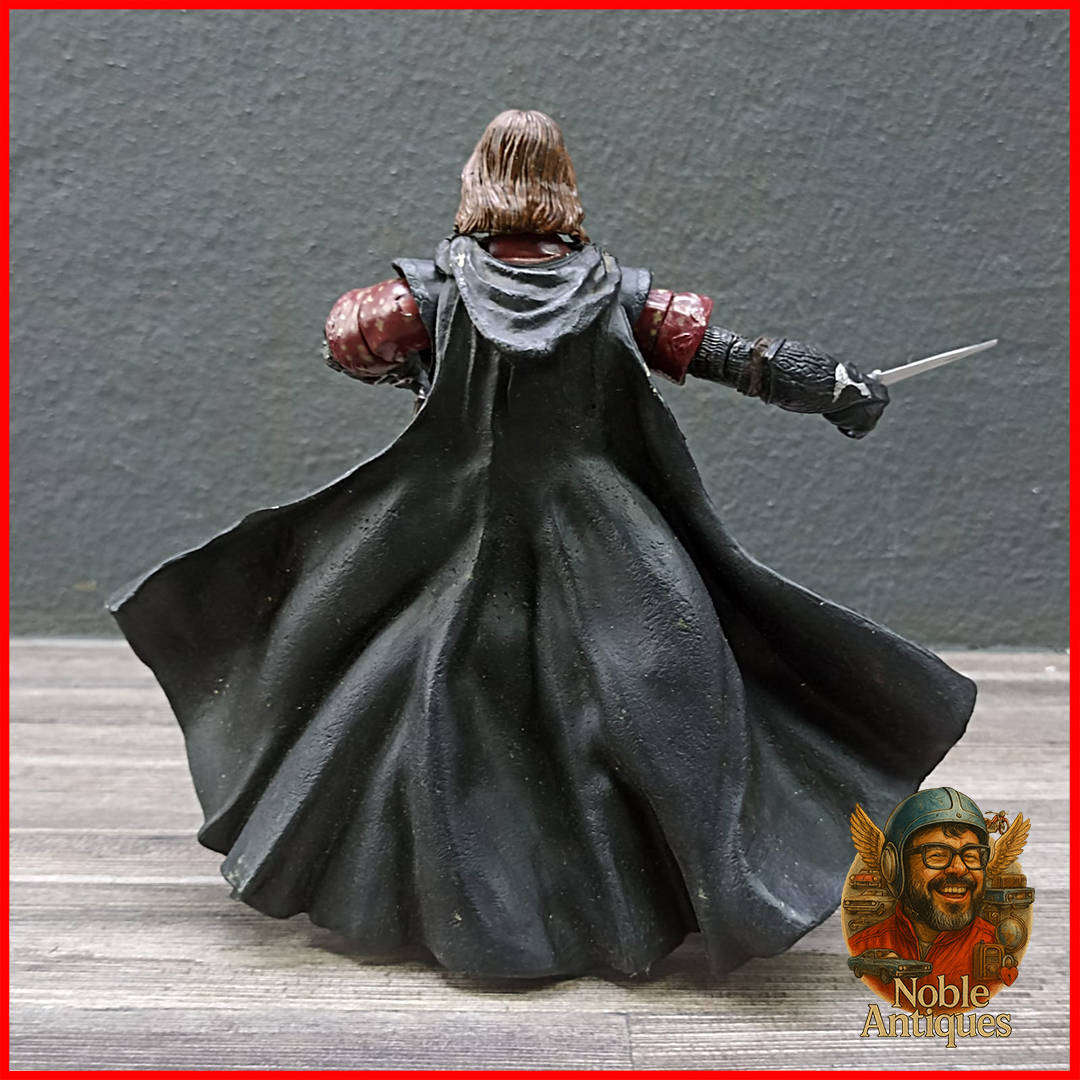 Lord of the Rings Boromir Deluxe Action Figure