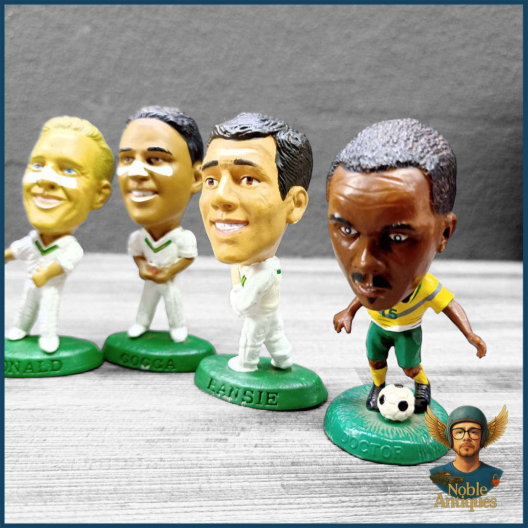 Vintage South African Shell Headliners Figurine Collection