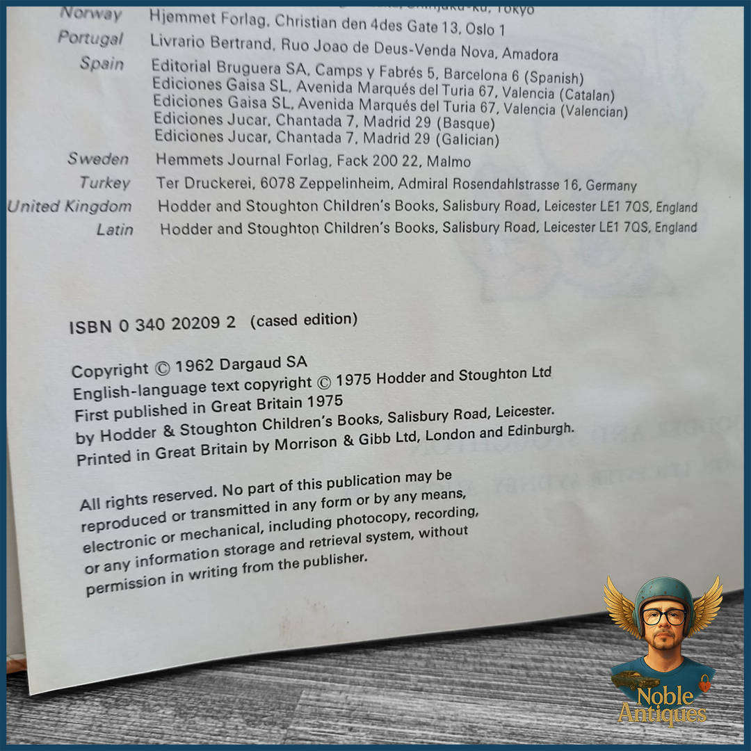 Early Edition Hard Cover Fantastic Asterix: 6 Complete Adventures by Goscinny and Uderzo