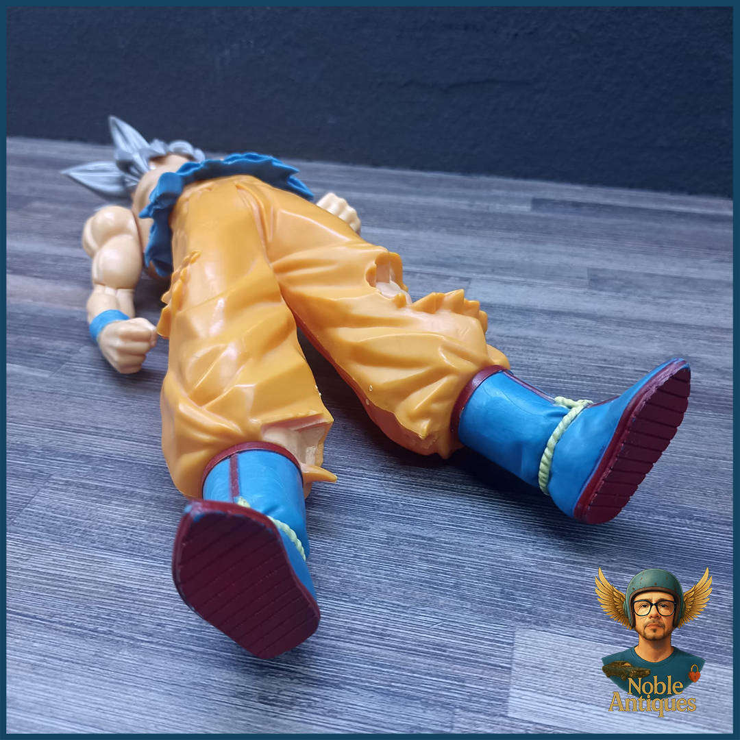 Large 30cm Dragon Ball z Ultra Instinct Goku
