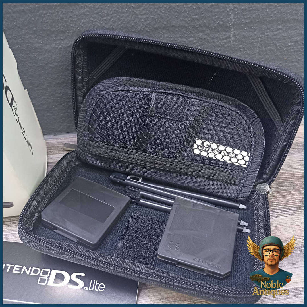 Boxed Nintendo DS Lite console With Games, Working, NO CHARGER