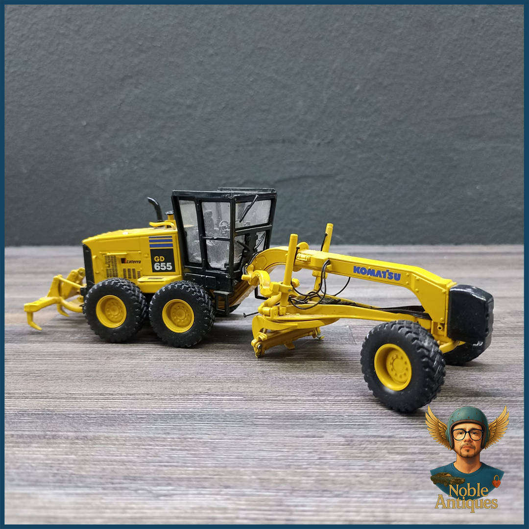 First Gear 50-3062 Komatsu GD655 Motor Grader
