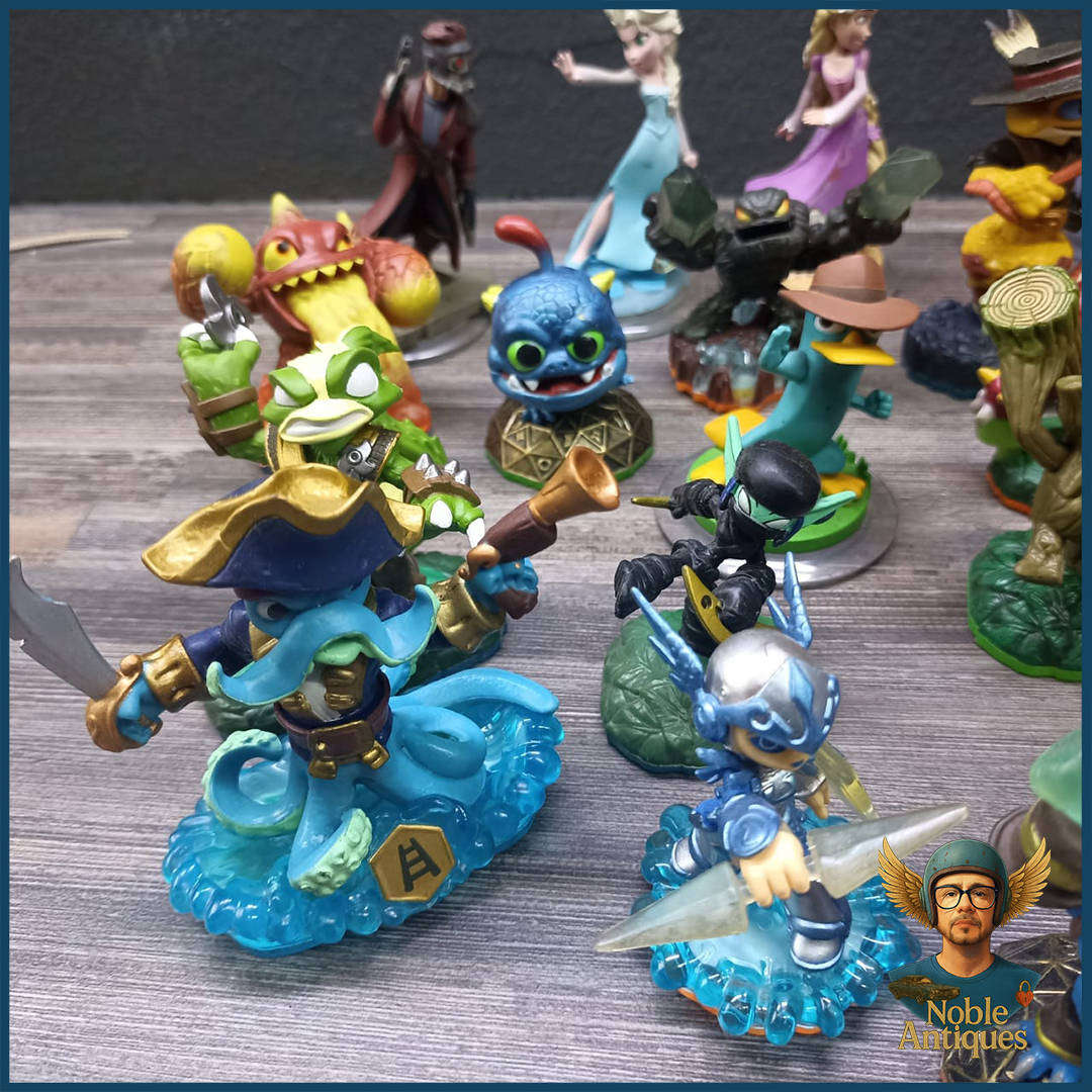 Large Skylanders Figure Collection Bid For All