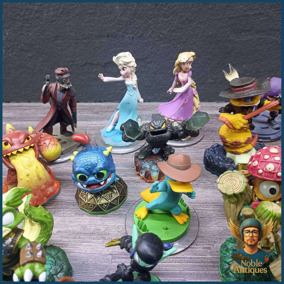 Large Skylanders Figure Collection Bid For All