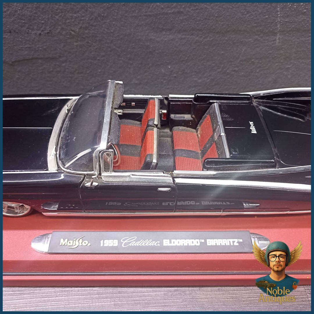 Maisto 1:18 scale diecast model of a 1959 Cadillac Eldorado Biarritz convertible