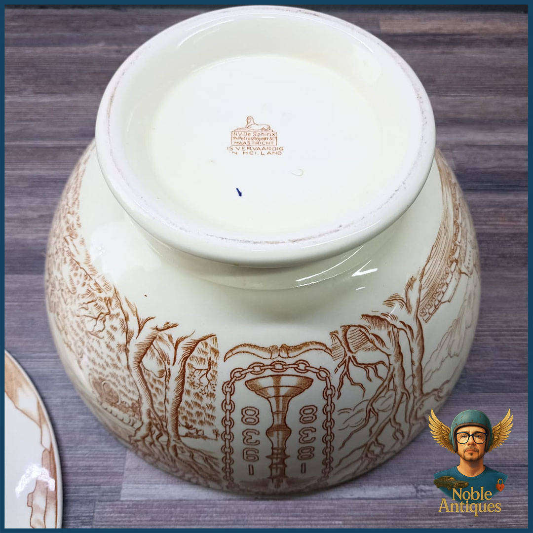 Large Voortrekker Monument Ceramic Tureen with Mountain Detail Lid