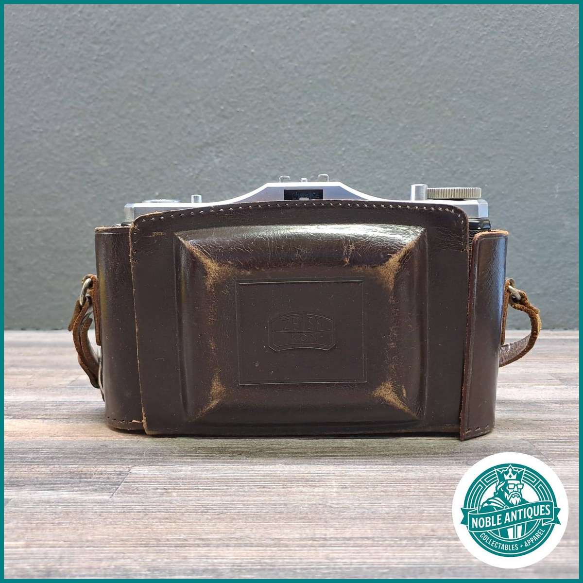 Vintage Zeiss Ikon Nettar 517/2 folding camera from the early 1950s