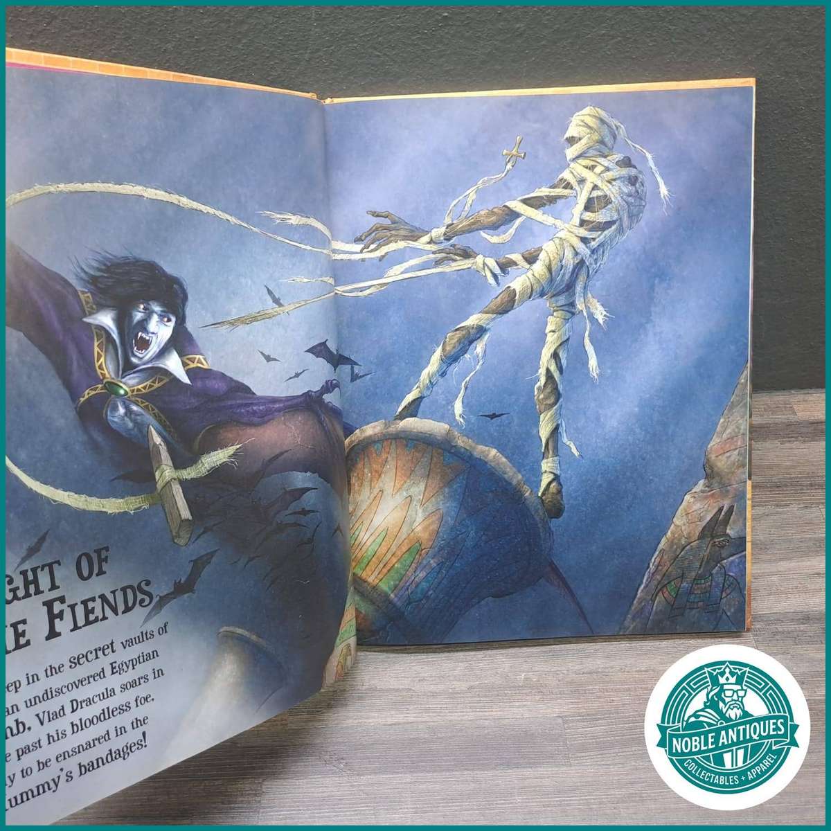 2013 Hardcover The Book of Beasts by Giles Sparrow