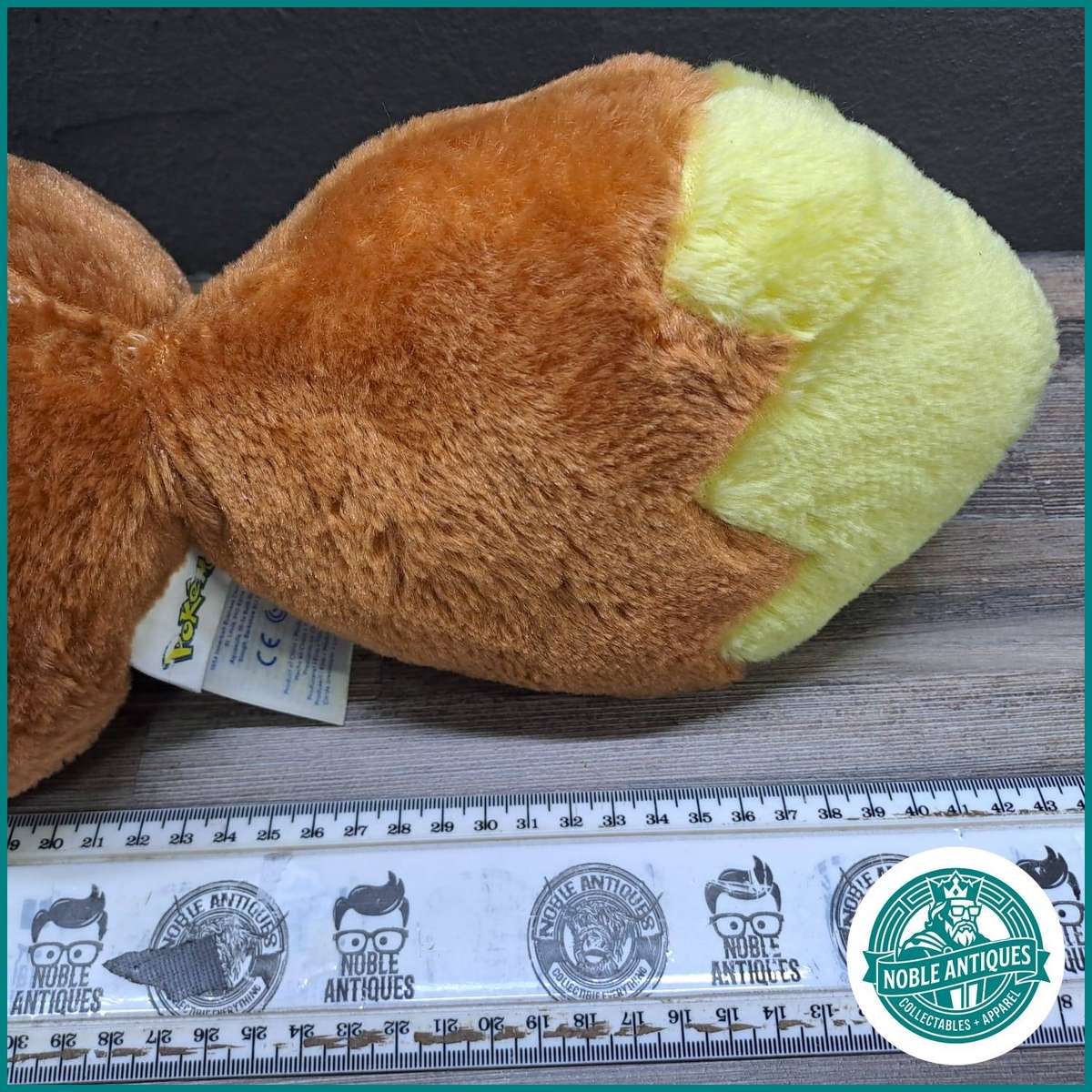 Build-A-Bear Workshop exclusive Pokémon Eevee plush