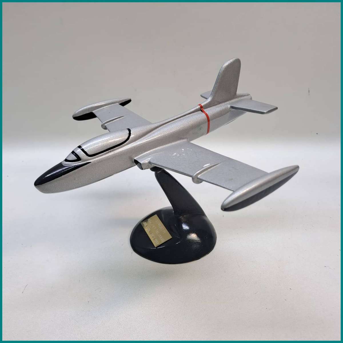 Detailed Cast Metal Military Atlas Impala jet trainer/light attack aircraft
