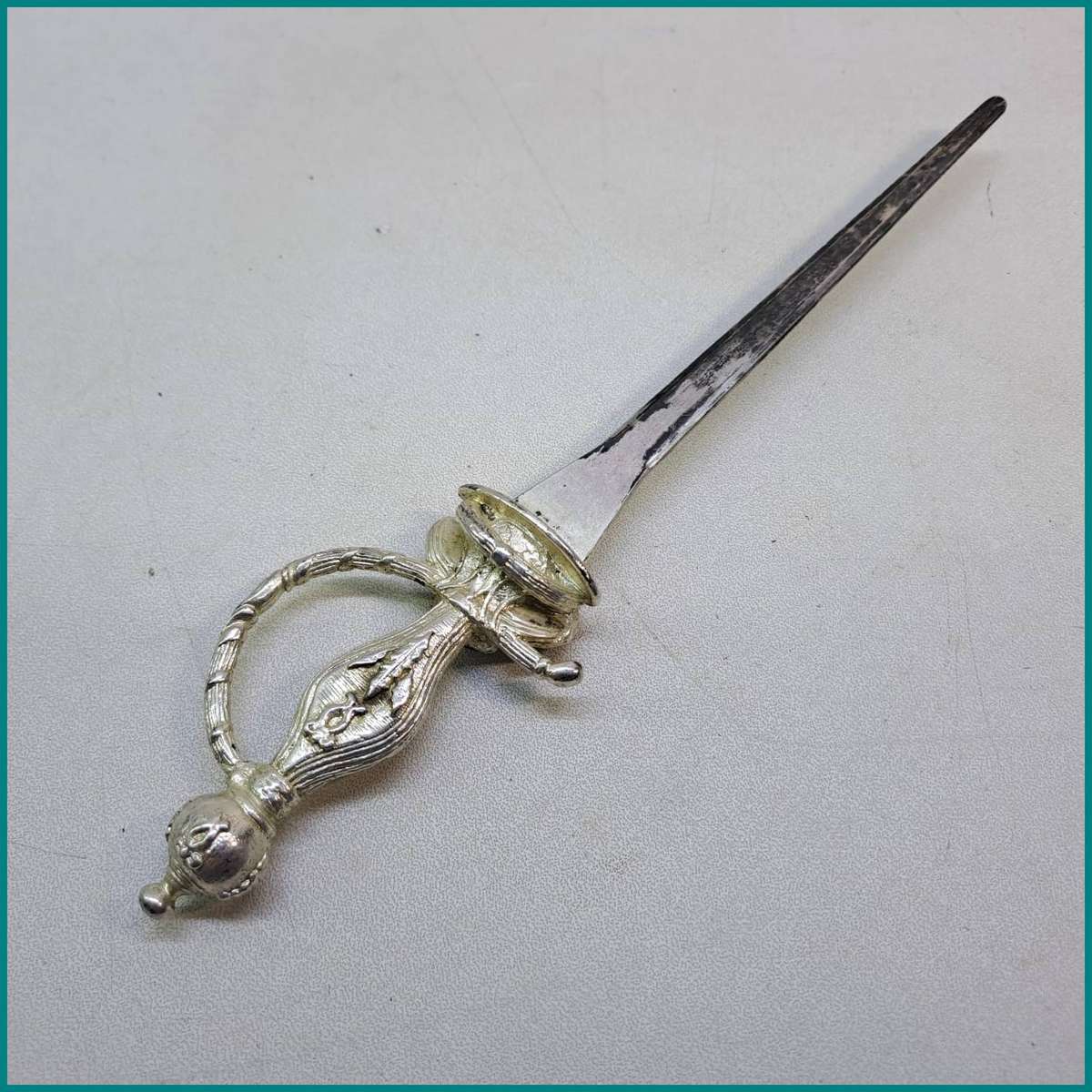 Vintage Windsor Castle souvenir sword letter opener
