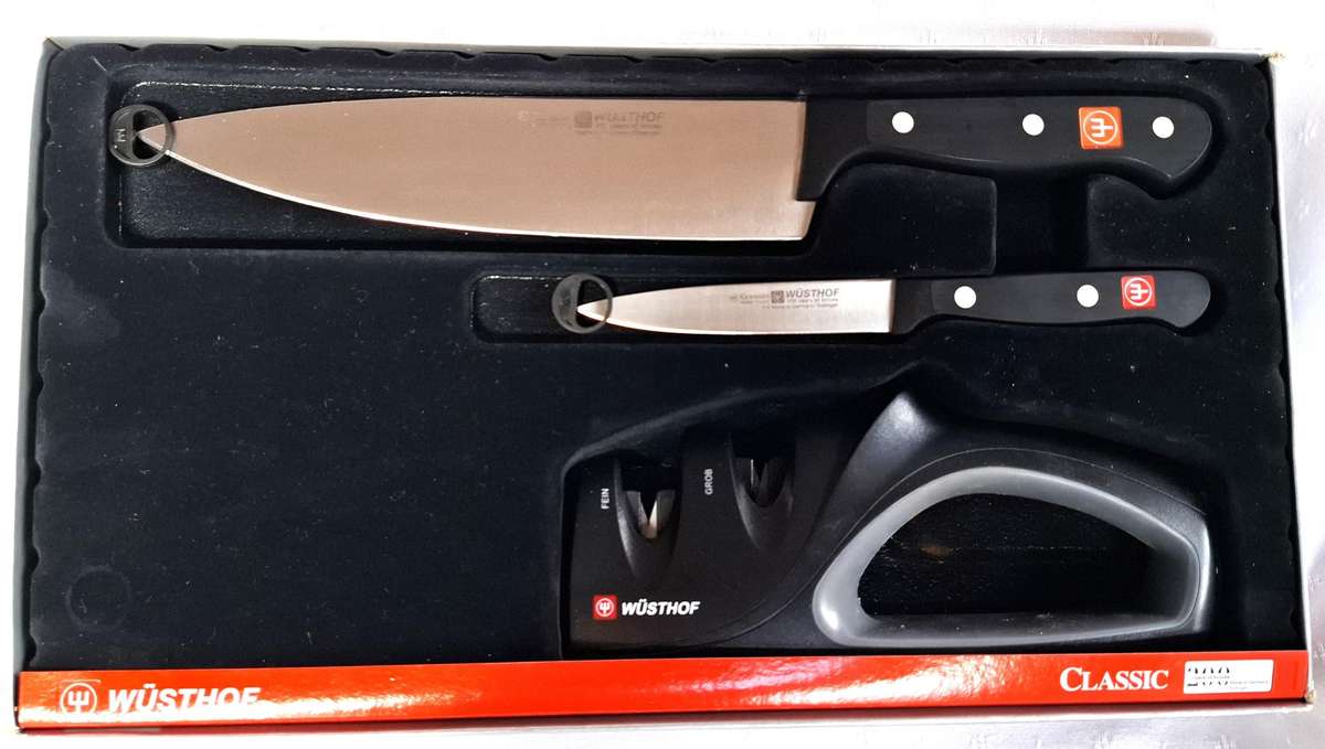 Wusthof Knife Set Gourmet - 3-piece (Chef's knife, Paring knife and Sharpener)