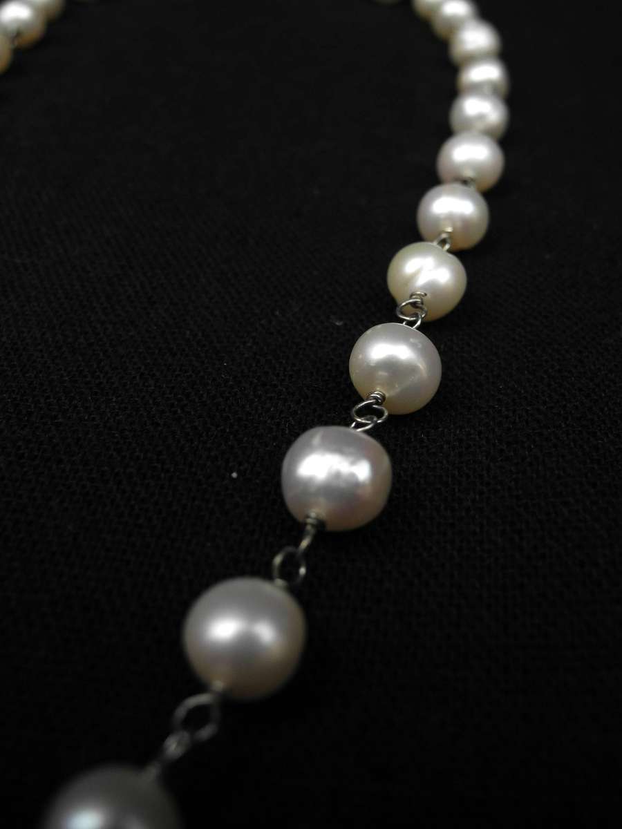 925 Sterling Silver and Freshwater Pearl & Polished Black Stone Pendant Necklace