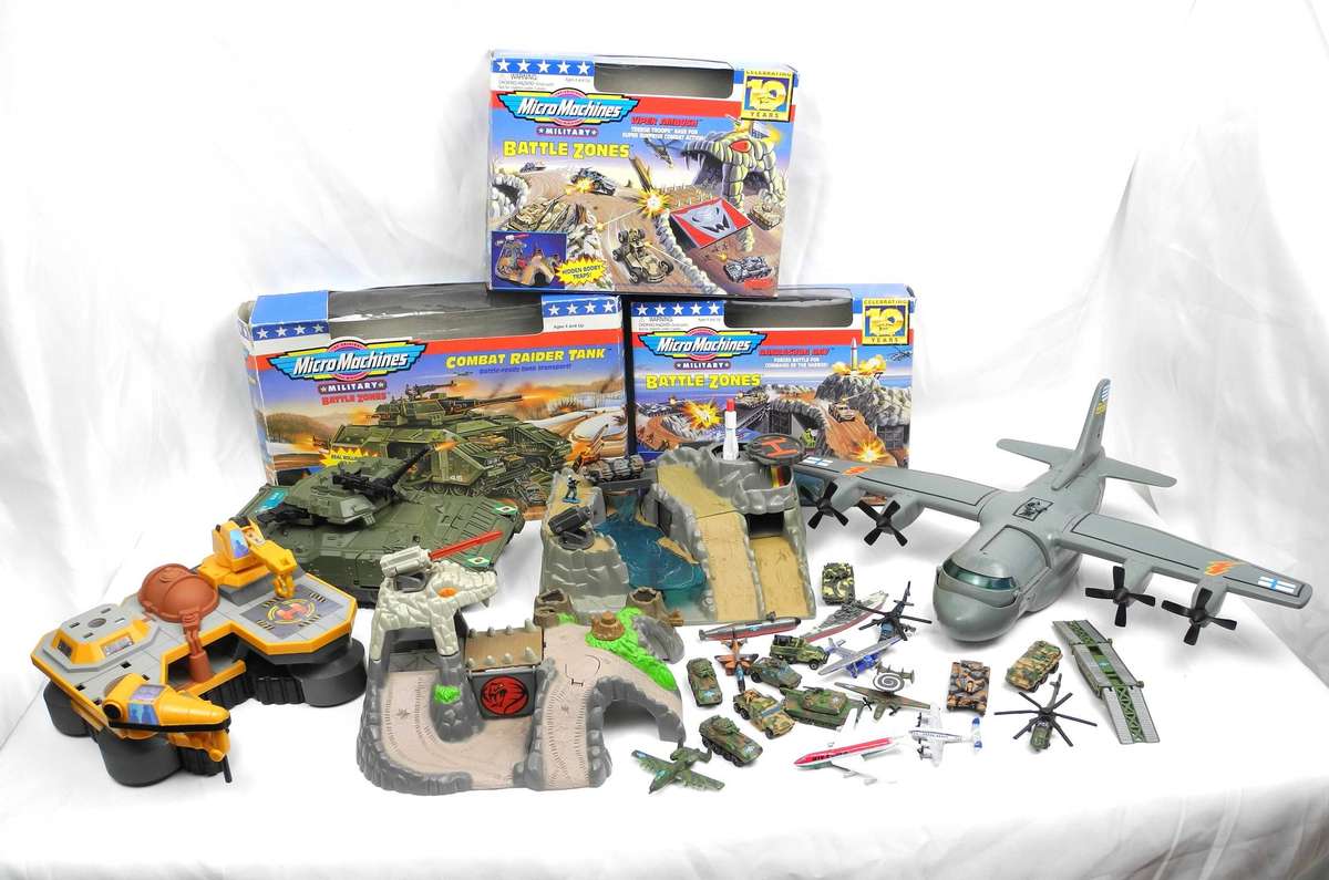 Vintage 1990s Galoob Micro Machines Military Collection