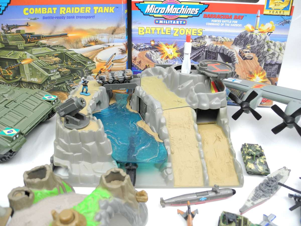 Vintage 1990s Galoob Micro Machines Military Collection