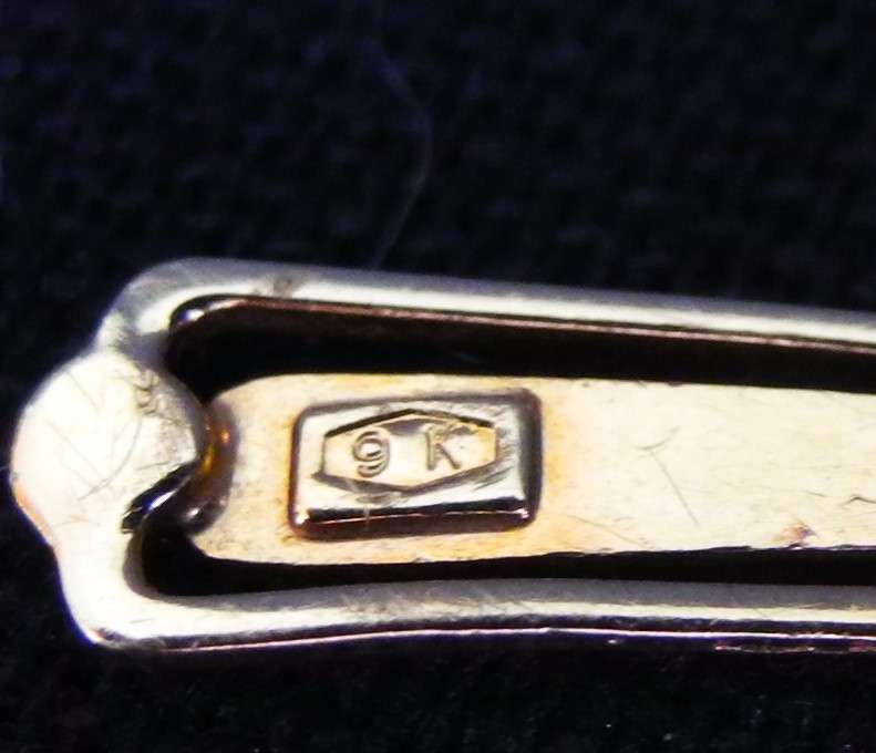 Vintage 9ct Gold Cross Pendant 1.1grams