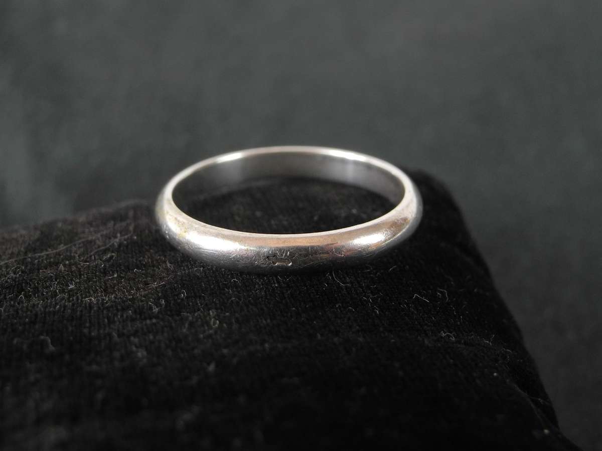 Vintage Norwegian Silver Ring (3.7g)