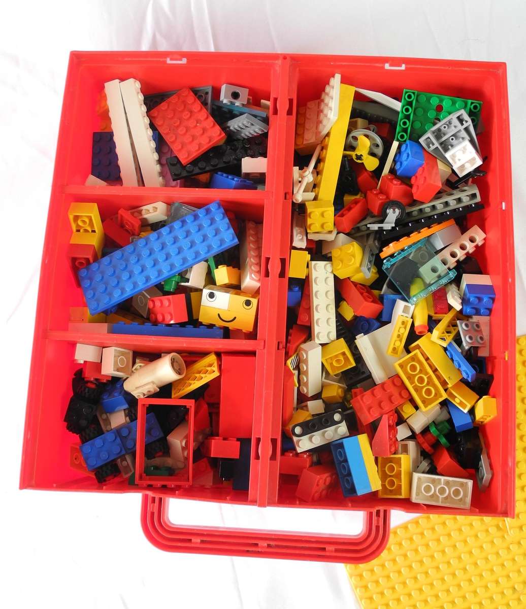 Vintage Lego Build-N-Store Chest Carry Case filled with lots of Lego bricks