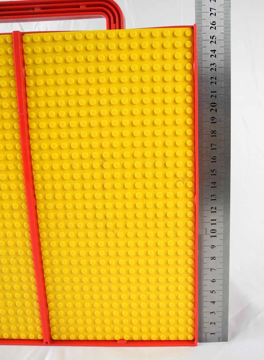 Vintage Lego Build-N-Store Chest Carry Case filled with lots of Lego bricks