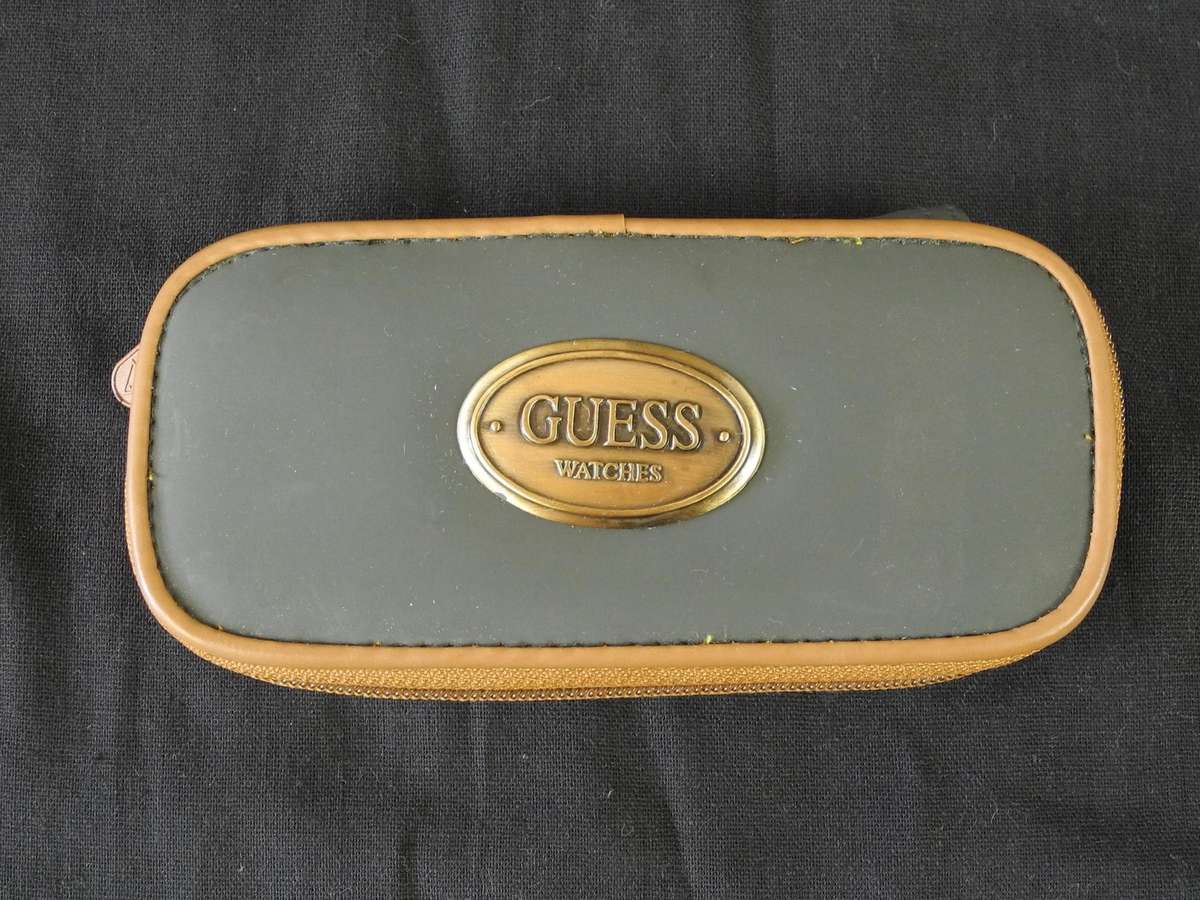 Vintage Guess Gold Tone Round Face Bracelet Band Watch