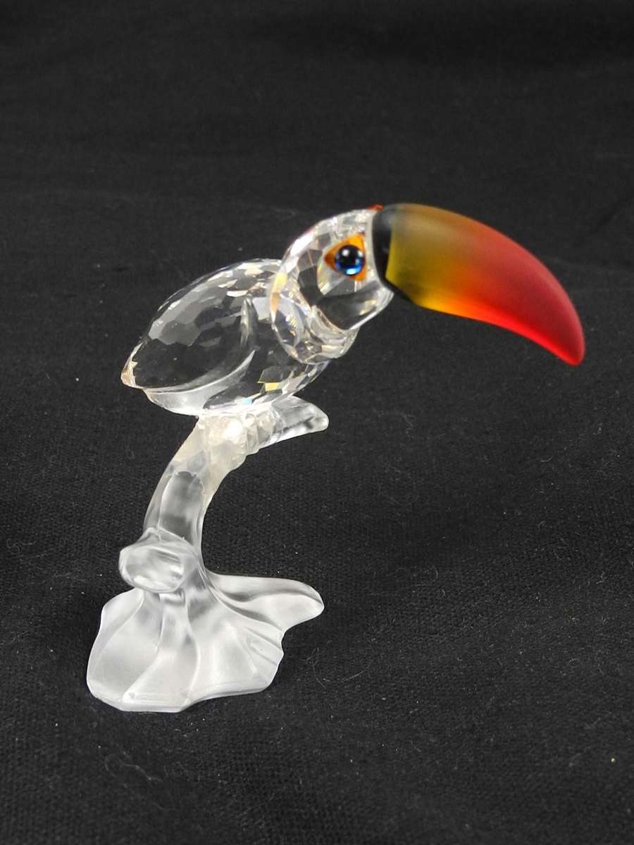 Swarovski Crystal Retired Feathered Friends Toucan