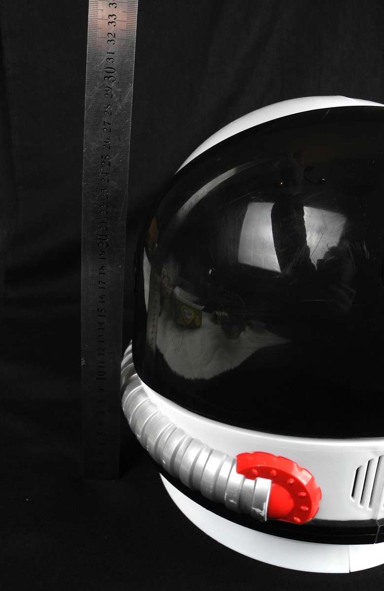 Retro NASA Space Helmet - Aeromax Toy Inc.