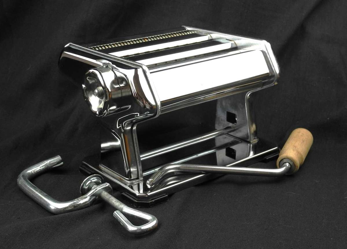 Vintage Titania Pasta & Noodle Maker