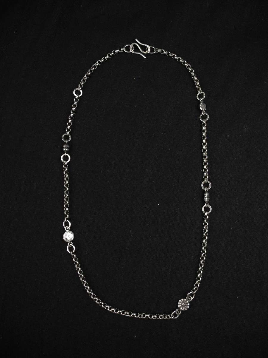 Vintage .925 Sterling Silver Chain Necklace with Floral Accents (32.9g)