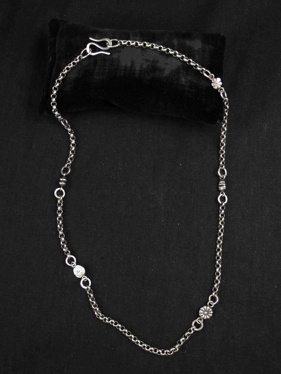 Vintage .925 Sterling Silver Chain Necklace with Floral Accents (32.9g)