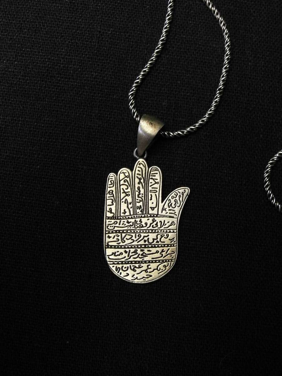 Vintage .925 Sterling Silver Hamsa Pendant on Sterling Silver Rope Chain (13.5g)