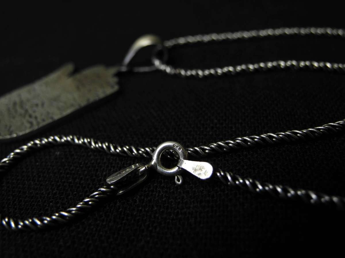 Vintage .925 Sterling Silver Hamsa Pendant on Sterling Silver Rope Chain (13.5g)