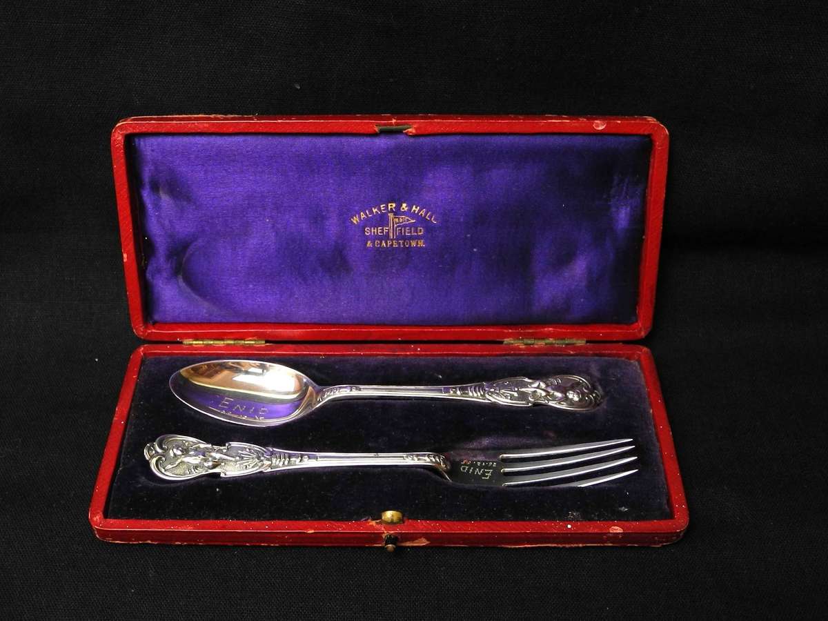 Antique Hallmarked Sterling Silver Christening Set by Walker and Hall, Sheffield 1911/12 (51.7g)