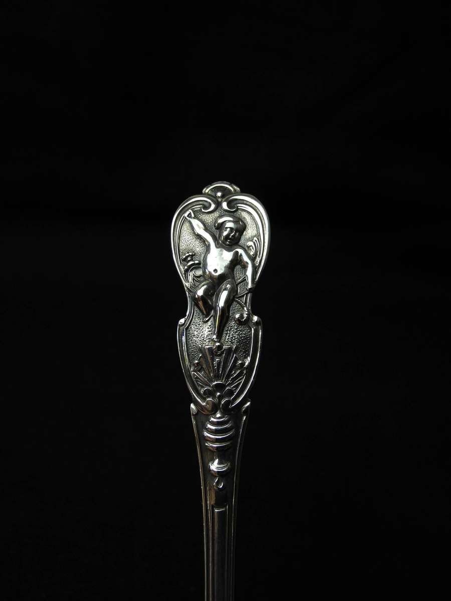 Antique Hallmarked Sterling Silver Christening Set by Walker and Hall, Sheffield 1911/12 (51.7g)