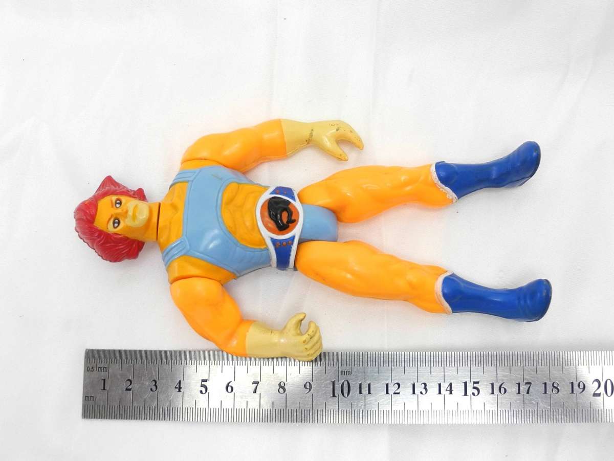 Vintage 1985 LJN THUNDERCATS Action Figure - LION-O