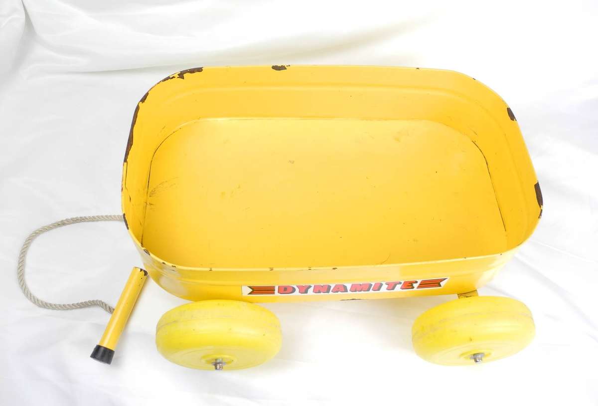 Vintage TRI-ANG "DYNAMITE" Metal Pull Along Wagon