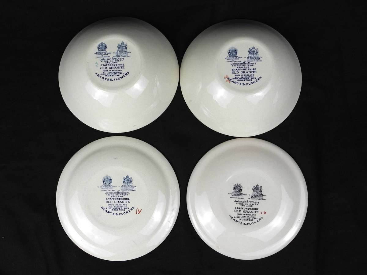 Vintage Johnson Brothers "Hearts & Flowers" Set - 2 Bowls & 2 Side Plates