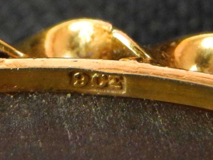 Vintage 9ct Yellow Gold & Tigers Eye Oval Brooch (14g)