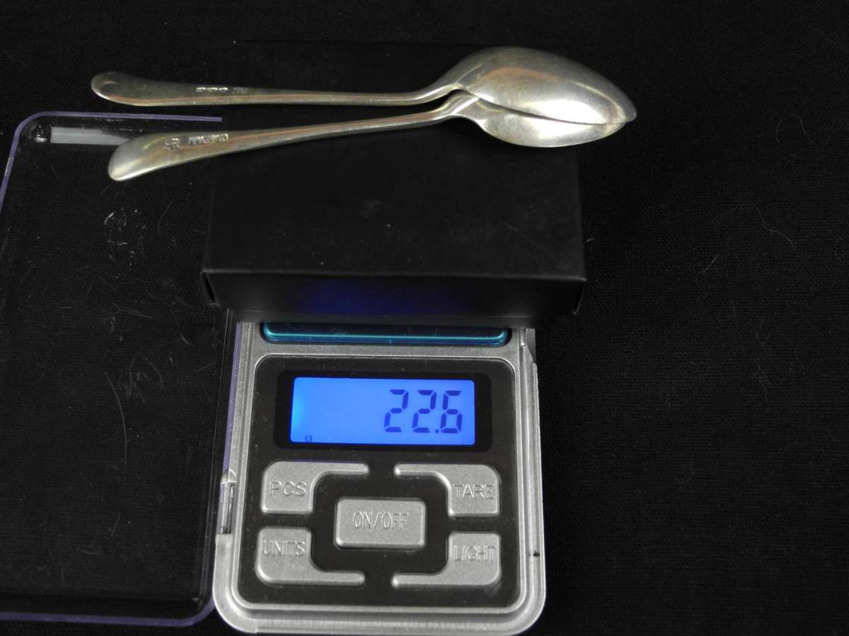 Antique Hallmarked Sterling Silver Teaspoons (22.6g)