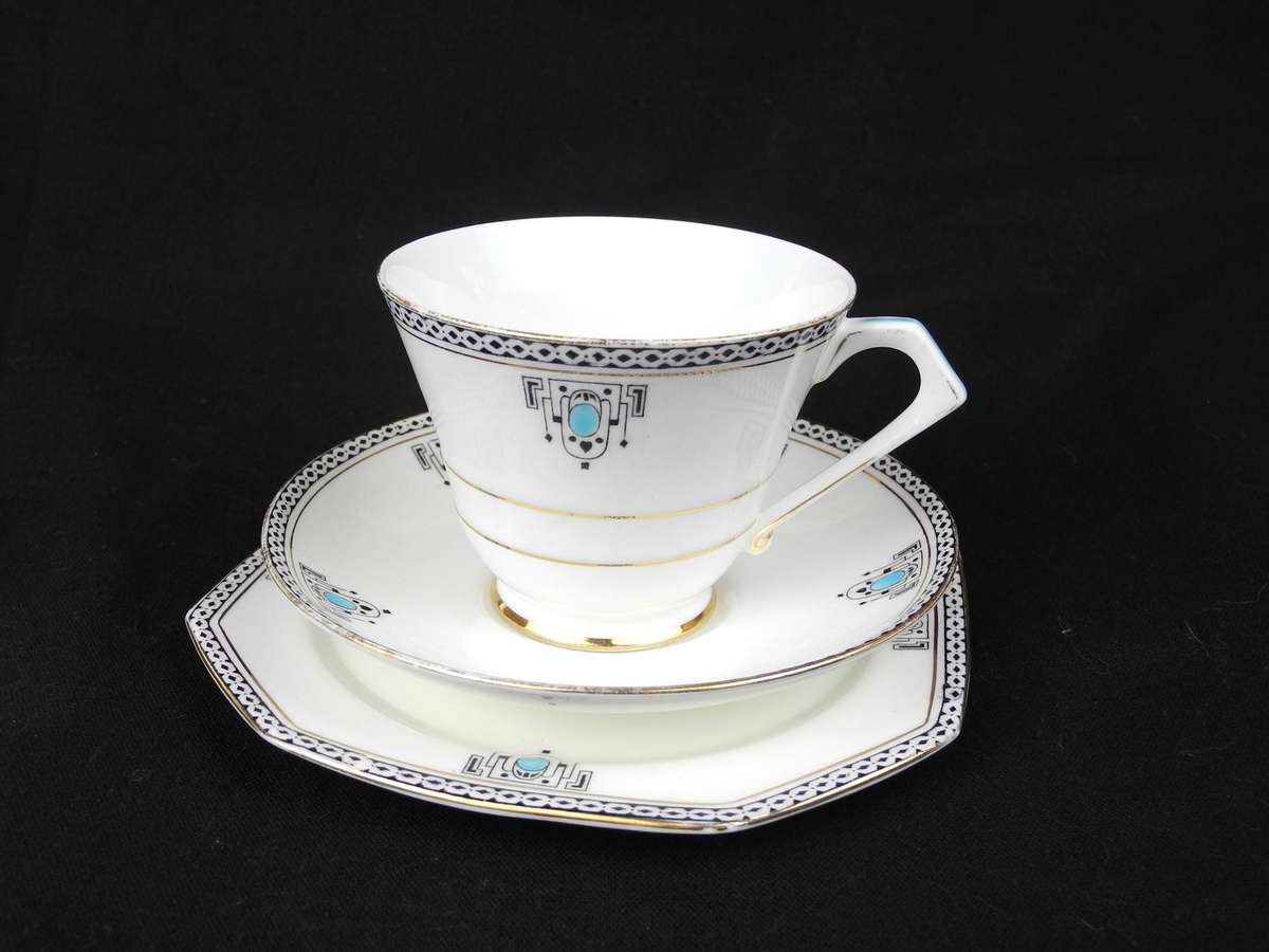 Vintage Art Deco Paragon Ware Trio
