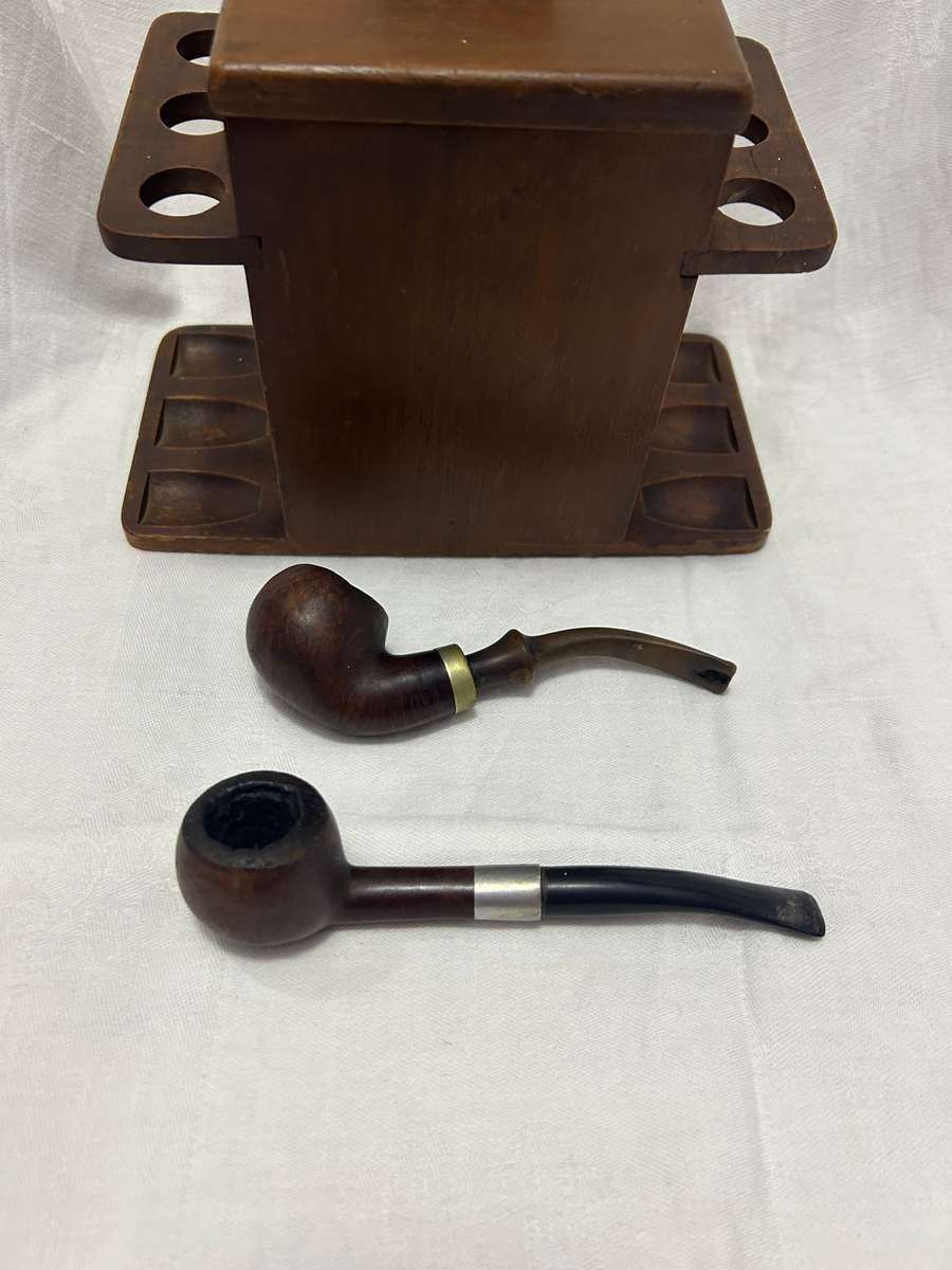 Vintage Wooden Yankee Clipper Pipe Box With Pipes