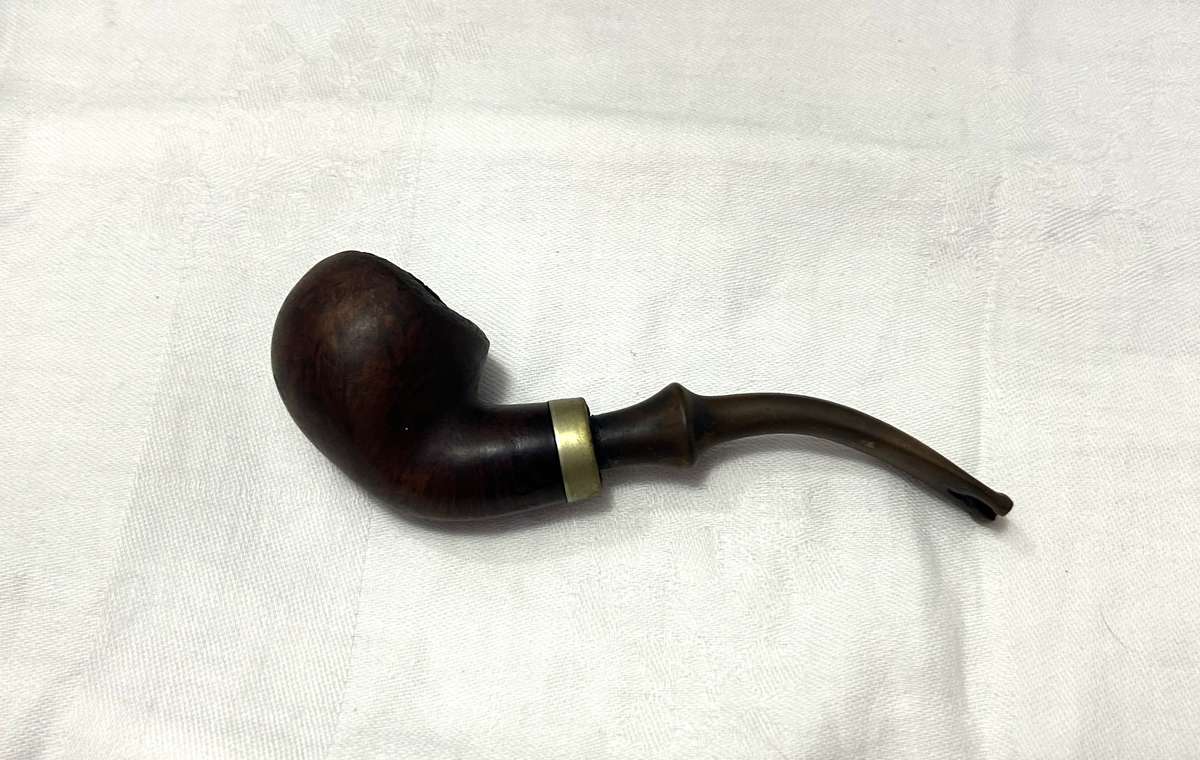 Vintage Wooden Yankee Clipper Pipe Box With Pipes