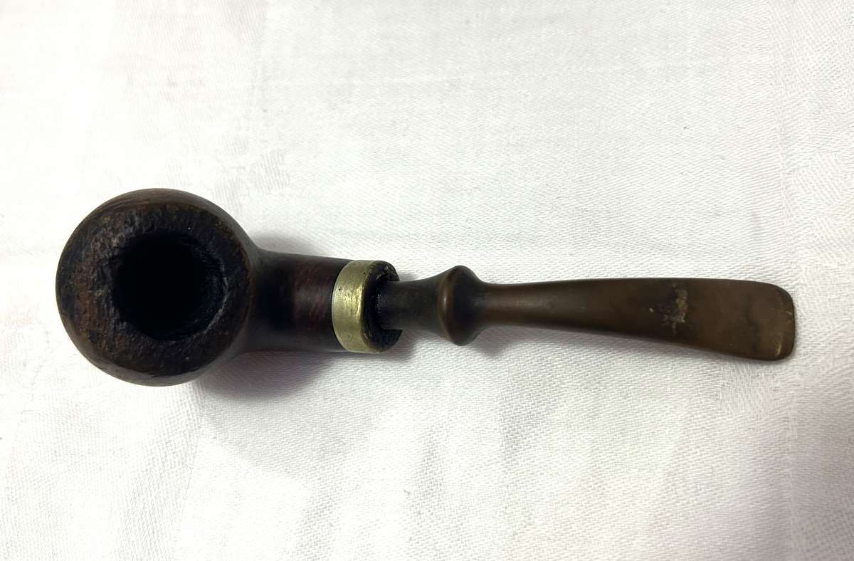 Vintage Wooden Yankee Clipper Pipe Box With Pipes