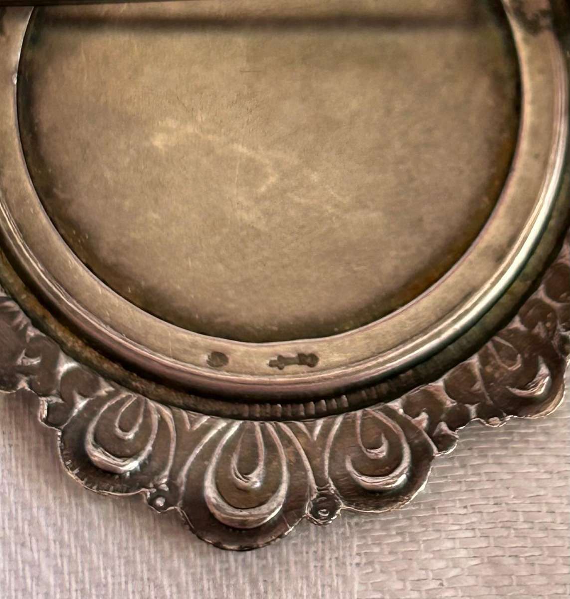 Vintage Sterling Silver Brooch & 2 Sterling Silver Coins (53.1g)