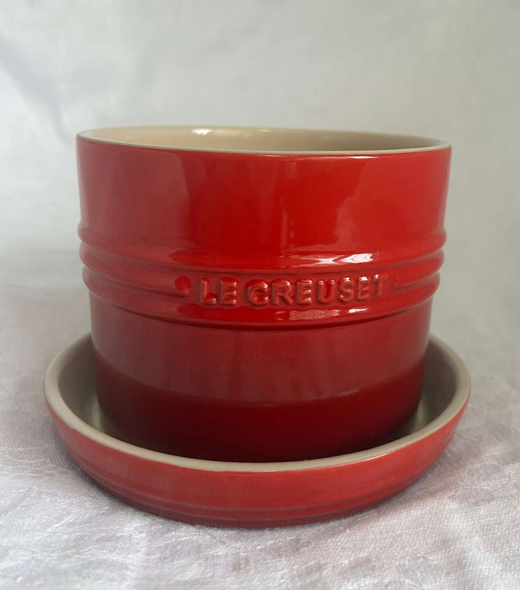 Le Creuset Stoneware Planter with Tray