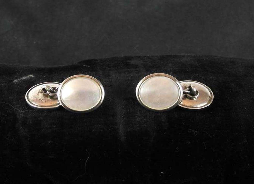Vintage Silver and Mother of Pearl Cuff Links (6.0g)