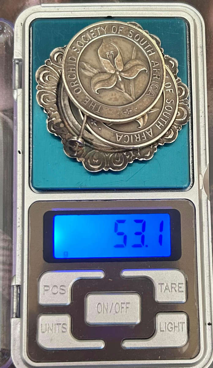 Vintage Sterling Silver Brooch & 2 Sterling Silver Coins (53.1g)