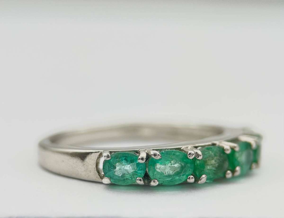 925 Silver Emerald eternity ring