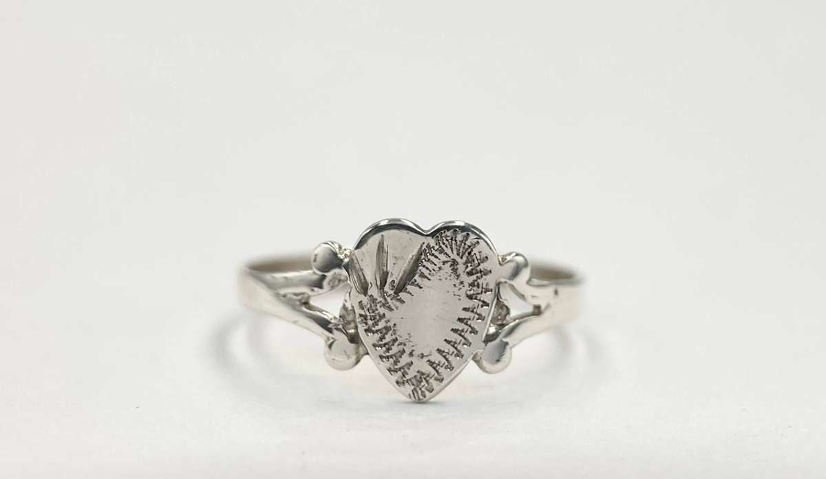 Baby 925 signet ring