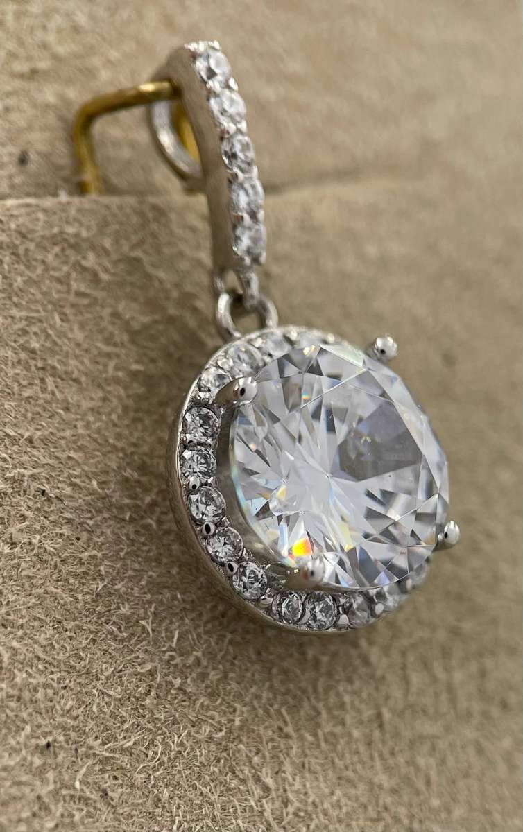 Stunning Cubic Pendant