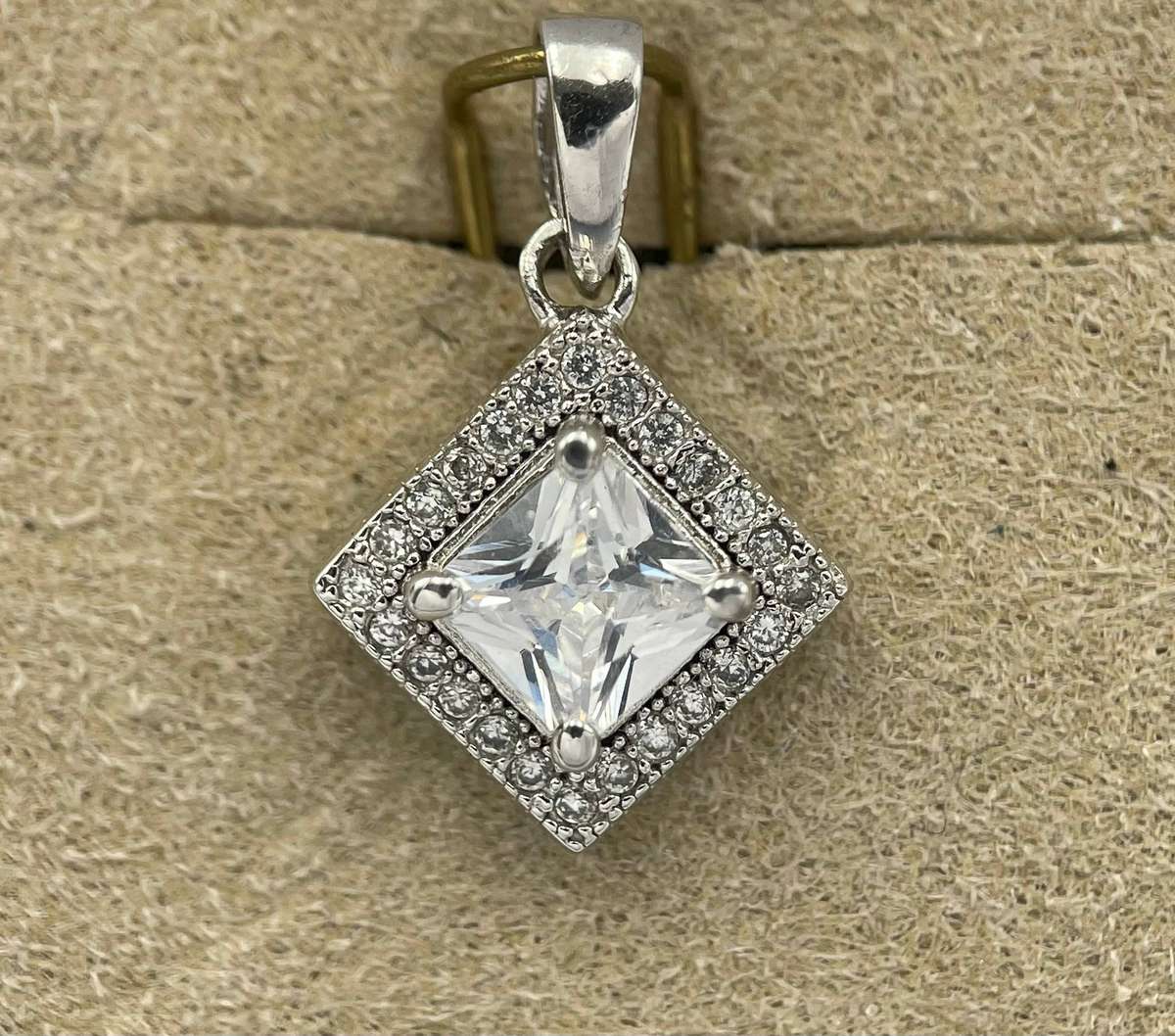 Stylish Square shaped 925 Pendant